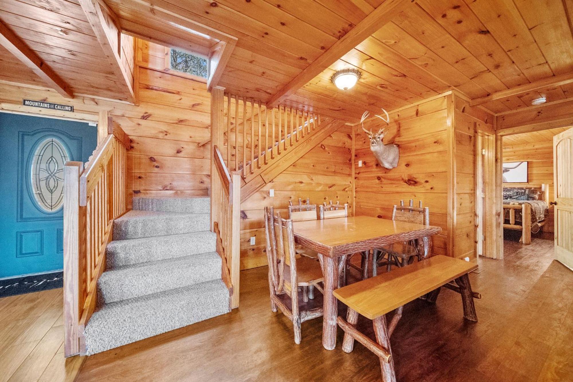 Stairway To Heaven Cabin By Staycating Gatlinburg Exterior foto
